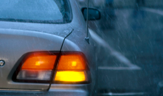 Illustration for article titled What are the most commonly broken traffic laws?